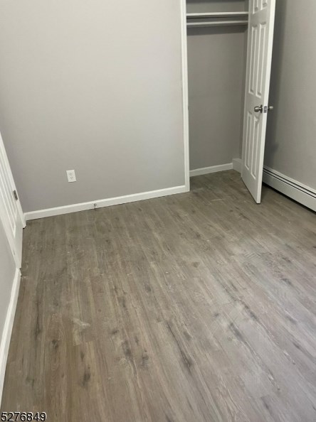 841 15th St, Newark, NJ 07108-1385