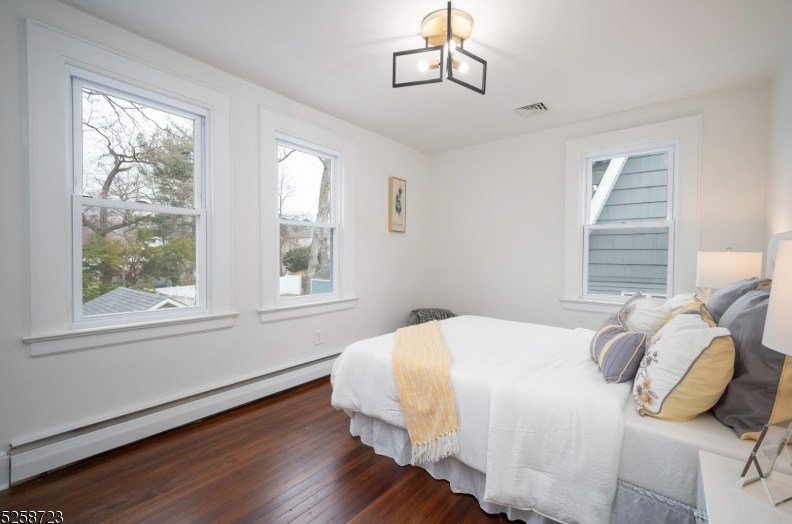 120 Mountainview Ave, Nutley NJ  07110-2233 exterior