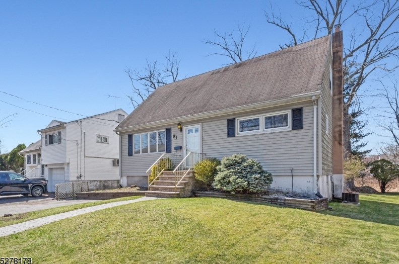 81 Norman Ave, Lake Hiawatha, NJ 07034