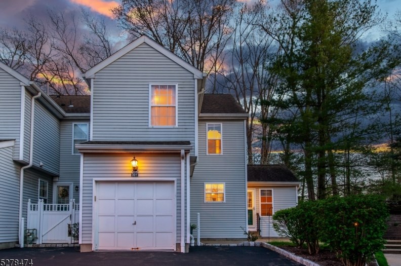 301 Appleton Way, Whippany NJ  exterior