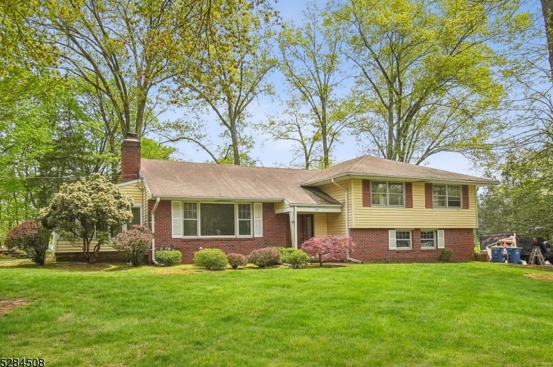62 Guinard Dr, Plainfield, NJ 07069