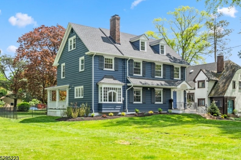 1077 Hillside Ave, Plainfield, NJ 07060
