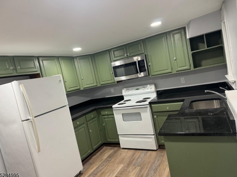 3 Alpaugh Ln, Lebanon, NJ 08833
