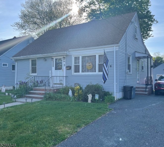 1950 Price St, Rahway, NJ 07065-4238