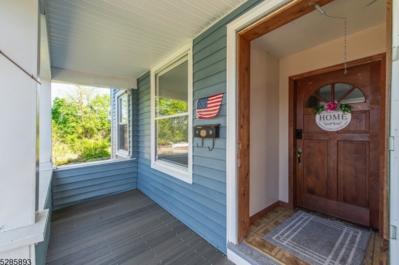 30 Elliott St, Dover, NJ 07801-4483