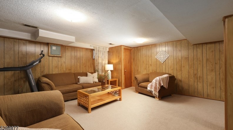 104 Wildflower Ln, Millstone NJ  08844-4869 exterior