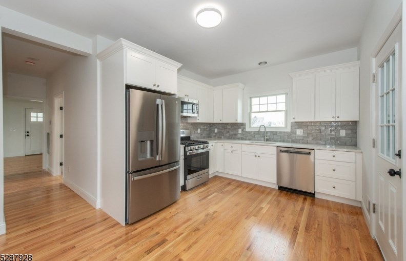 17 N Weiss St #1, Manville, NJ 08835