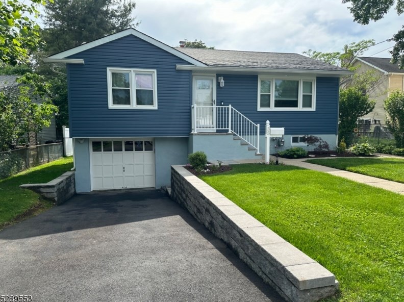 35 Linden Rd, Wayne, NJ 07470