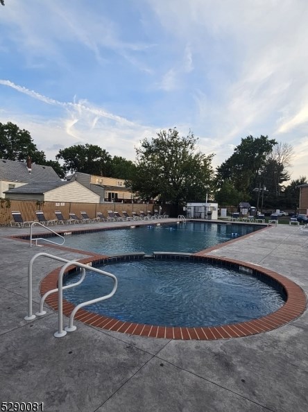 725 Joralemon St, Belleville, NJ 07109