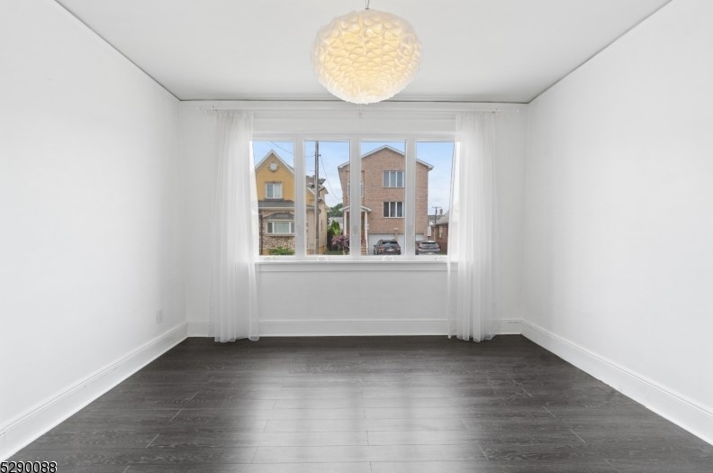 29 Stein Ave, Wallington, NJ 07057