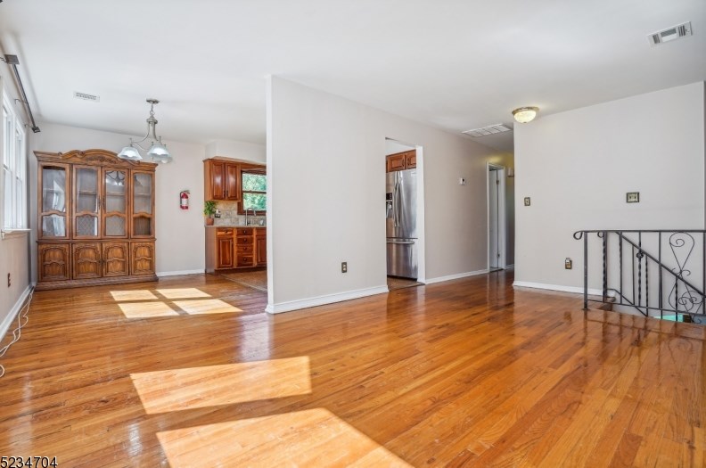 2441 Morse Ave, Scotch Plains, NJ 07076