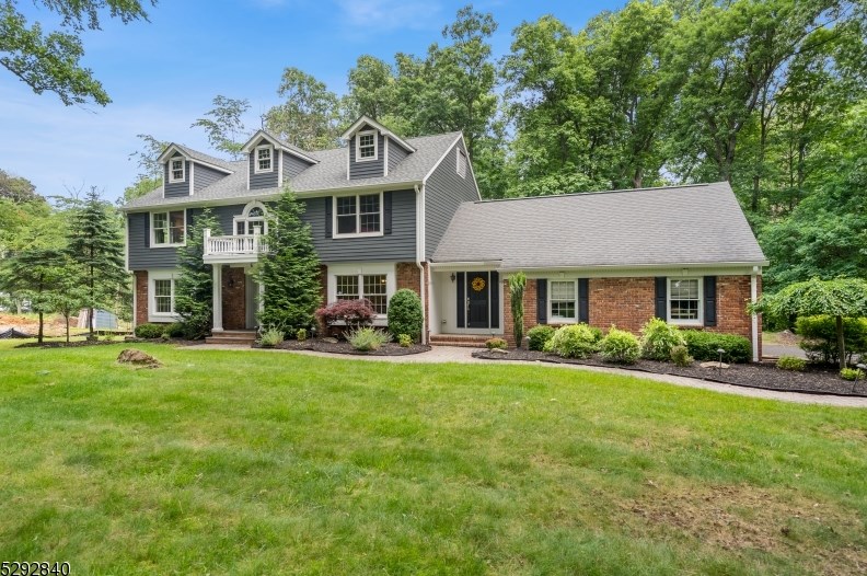 70 High Oaks Dr, Plainfield, NJ 07069