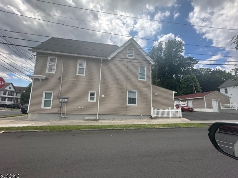 954 W 4th St, Plainfield, NJ 07063
