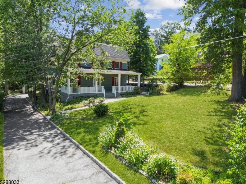 66 Mountain Ave, Millburn, NJ 07041-2021