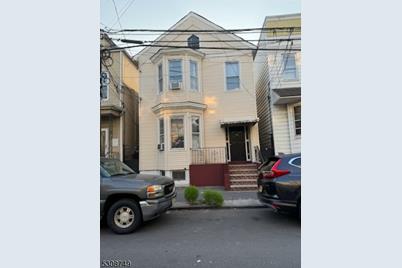 23 Fillmore St, Newark, NJ 07105 - Photo 1