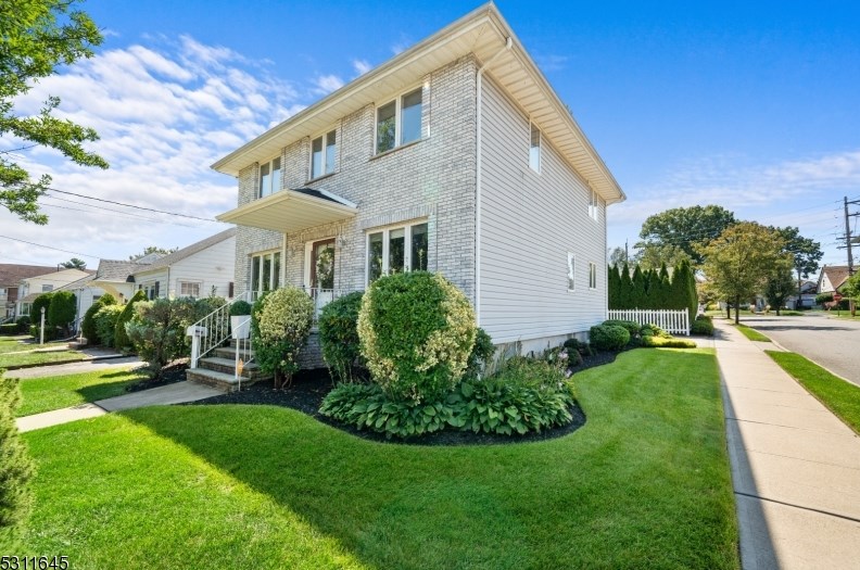73 Dawson Ave, Clifton, NJ 07012