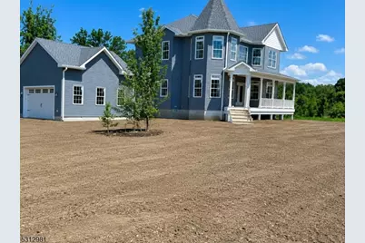 7 Davon Ln, Hardyston Township, NJ 07419 - Photo 1