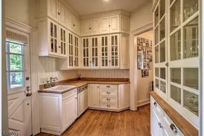 455 Long Ln, Bedminster Township, NJ 07931 - Photo 14