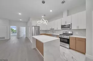 22 Bloomfield Ave, Paterson, NJ 07503 - Photo 14