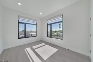 22 Bloomfield Ave, Paterson, NJ 07503 - Photo 10