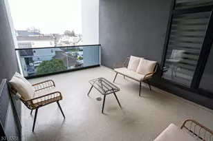 22 Bloomfield Ave, Paterson, NJ 07503 - Photo 16