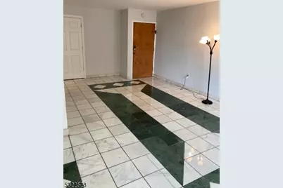 712 North Broad St Apt #2E, Elizabeth, NJ 07208 - Photo 8