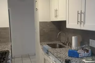 712 North Broad St Apt, Elizabeth, NJ 07208 - Photo 4