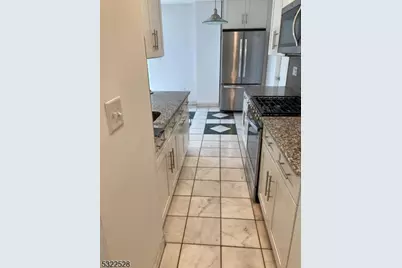 712 North Broad St Apt #2E, Elizabeth, NJ 07208 - Photo 12