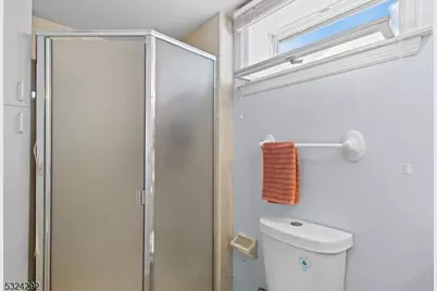 15 Parkhurst Pl, Verona, NJ 07044 - Photo 48