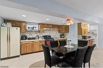 15 Parkhurst Pl, Verona, NJ 07044 - Photo 44