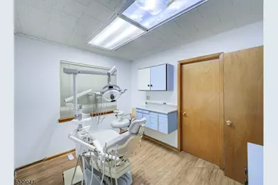 123 E Maple Ave, Bound Brook, NJ 08805 - Photo 10