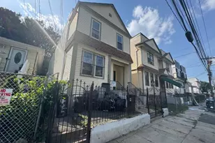 85 Smith St, Newark, NJ 07106 - Photo 4