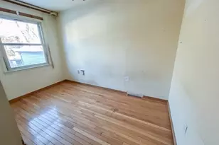 58 Manalapan Rd, Spotswood, NJ 08884 - Photo 10