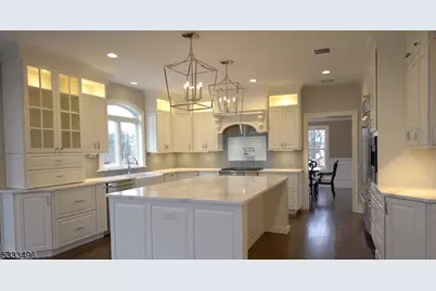 1831 Washington Valley Rd, Bridgewater, NJ 08836 - Photo 12