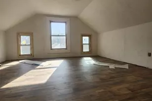 20 Adams St, Belvidere, NJ 07823 - Photo 4