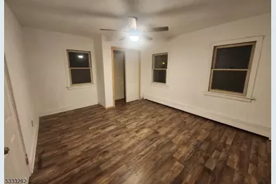 20 Adams St, Belvidere, NJ 07823 - Photo 8