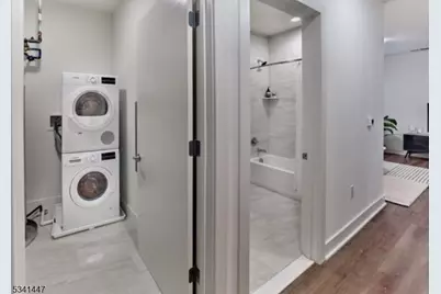 10 Green St #431, Woodbridge Township, NJ 07095 - Photo 8