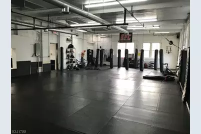 10 Squirrelwood Rd, Woodland Park, NJ 07424 - Photo 4