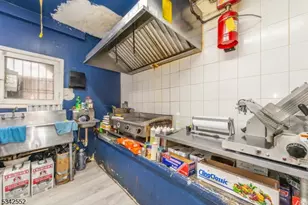 502 Irvine Turner Blvd, Newark, NJ 07108 - Photo 10