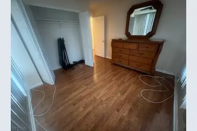 11 Seton Hall Dr, Newark, NJ 07103 - Photo 2