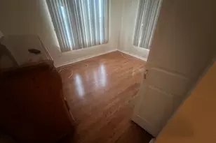 11 Seton Hall Dr, Newark, NJ 07103 - Photo 4