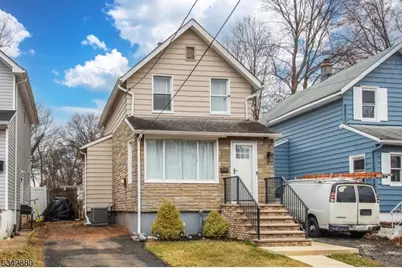 812 Spruce St, Roselle, NJ 07203 - Photo 1