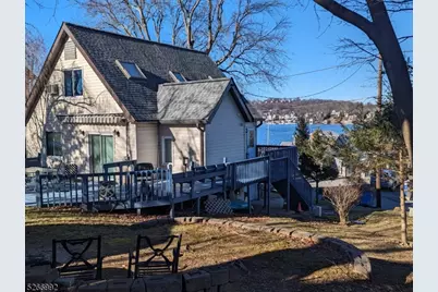 10 Cottage Ave, Roxbury Township, NJ 07850 - Photo 1