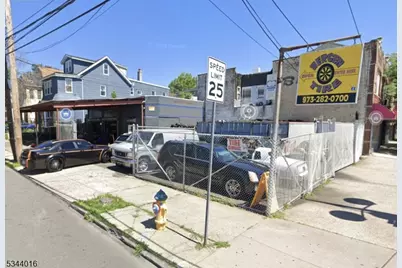 973 Bergen St, Newark, NJ 07112 - Photo 1