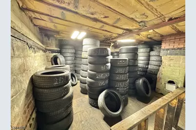 973 Bergen St, Newark, NJ 07112 - Photo 8