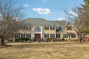 17 Uptom Pine Rd, Tewksbury Township, NJ 08833 - Photo 1