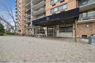 60 Parkway Dr #10F, East Orange, NJ 07017 - Photo 1