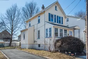 626 Meadow St, Roselle, NJ 07203 - Photo 1