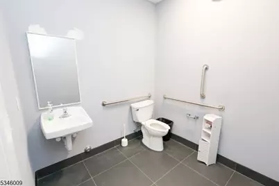 668 US Highway 206, Hillsborough Township, NJ 08844 - Photo 4