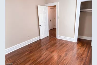 596 S 19th St, Newark, NJ 07103 - Photo 6